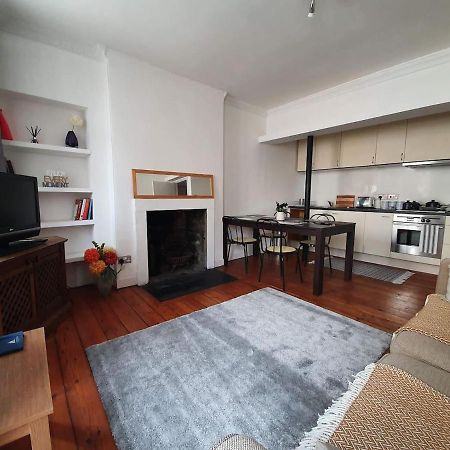 Lovely 2 Bedroom Flat In The Heart Of The City Edinburgh Exterior photo